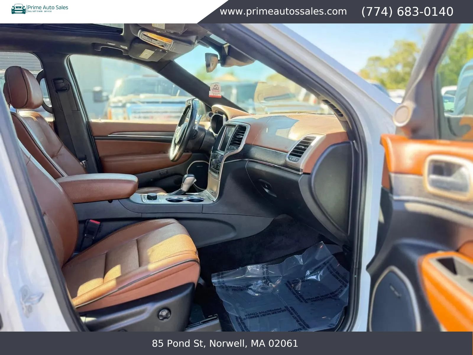 Used 2017 Jeep Grand Cherokee Summit AWD/4WD image 17