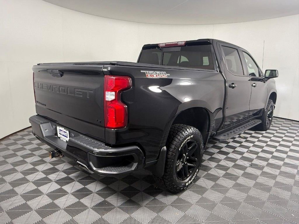 Used 2021 Chevrolet Silverado 1500 LT Trail Boss w/ Convenience Package II image 3