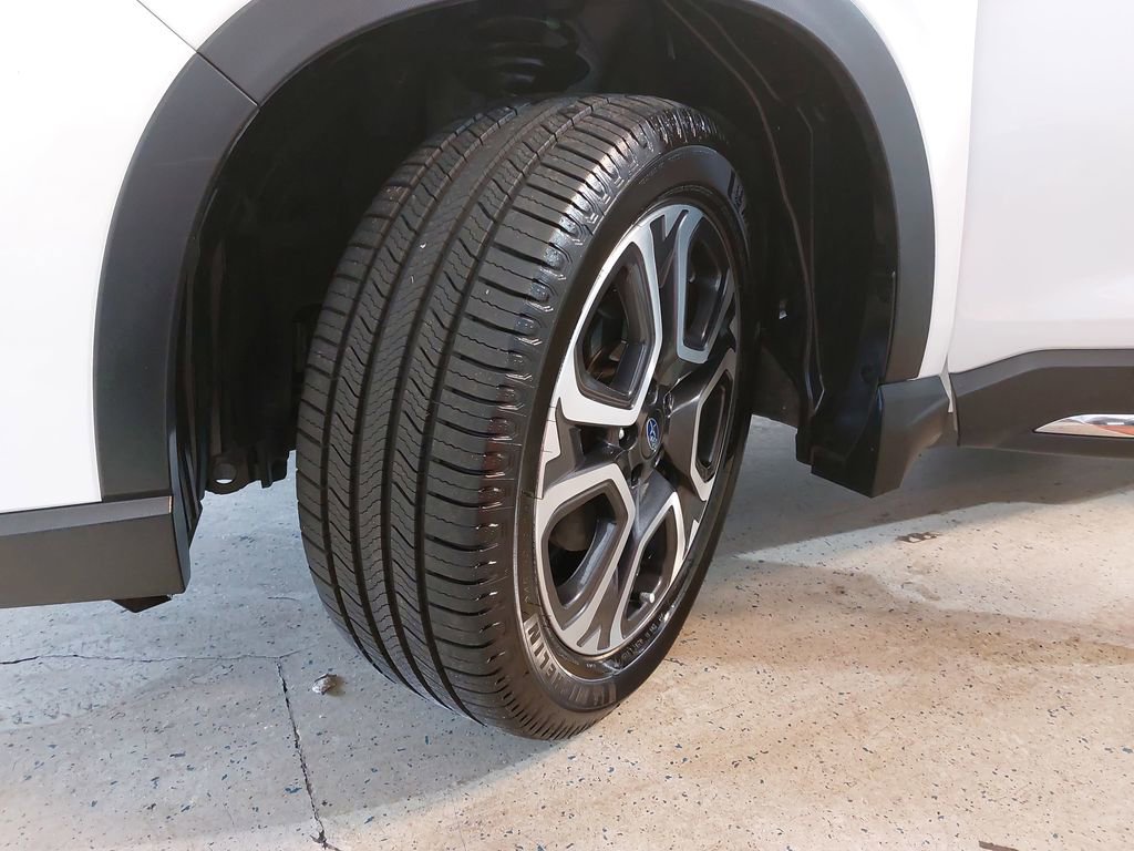 Certified 2024 Subaru Ascent Limited image 34