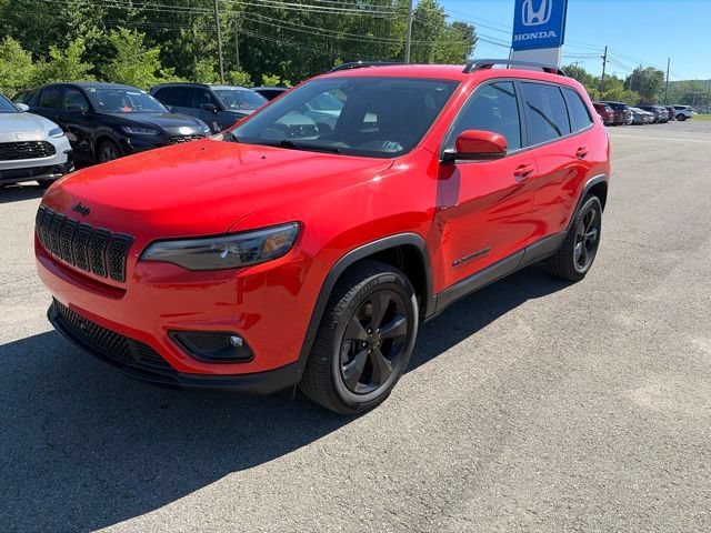 Used 2021 Jeep Cherokee Latitude Plus AWD/4WD image 2