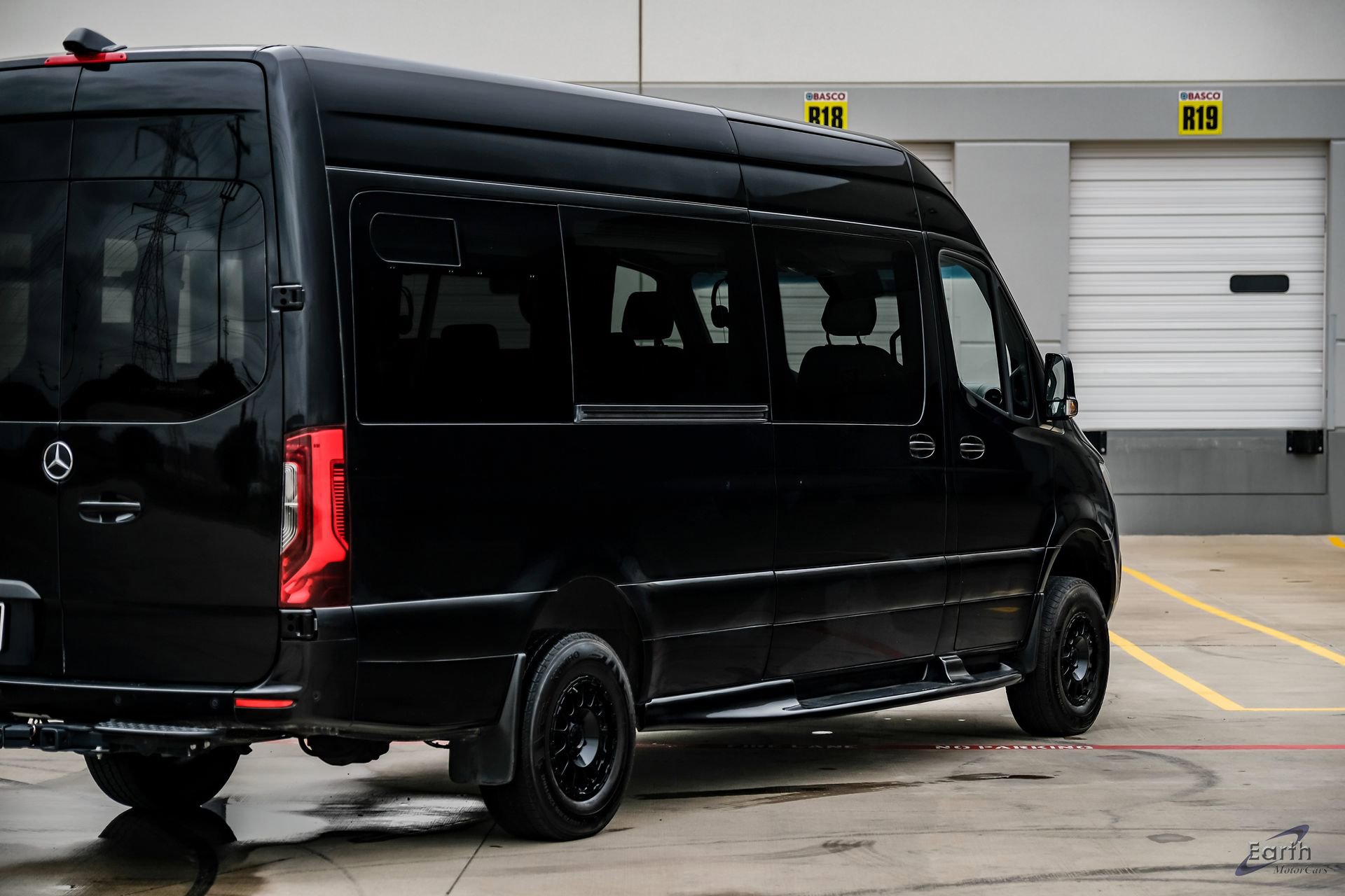 Used 2024 Mercedes-Benz Sprinter 2500 image 20