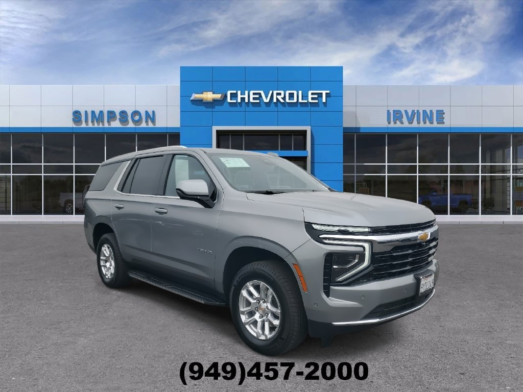 Used 2026 Chevrolet Tahoe LS RWD image 2