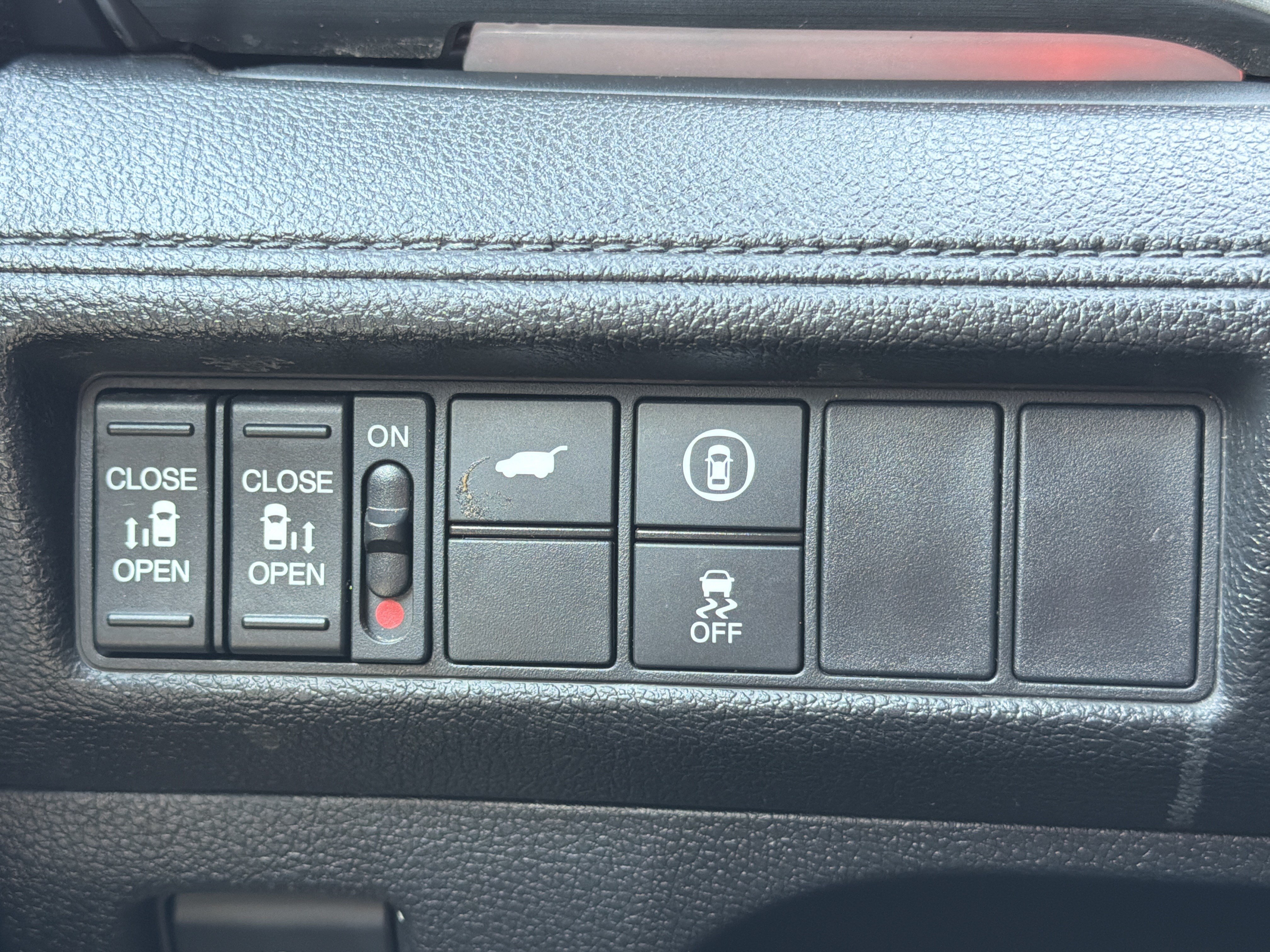 Certified 2024 Honda Odyssey Sport image 10