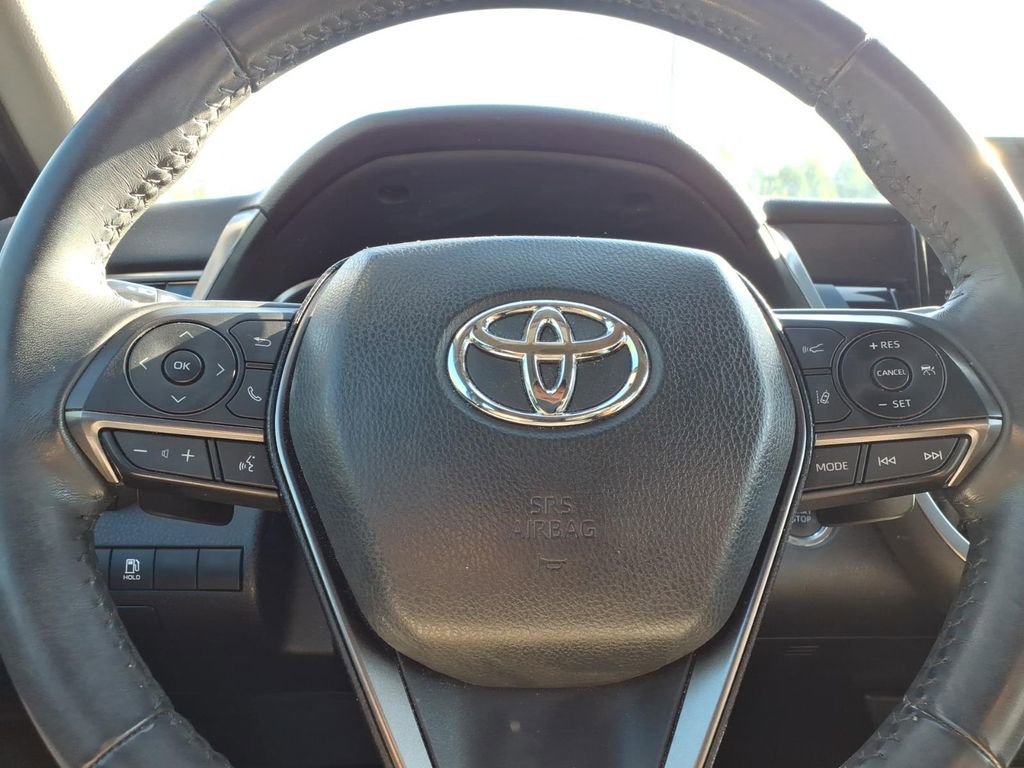 Used 2022 Toyota Camry XSE w/ Navigation Package image 19