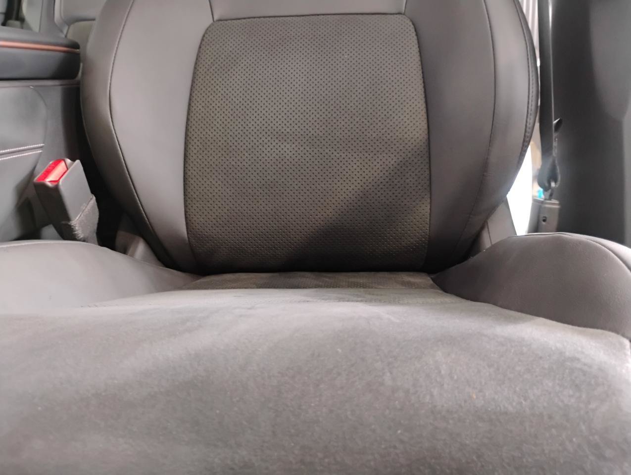 Used 2024 Nissan Ariya AWD image 47
