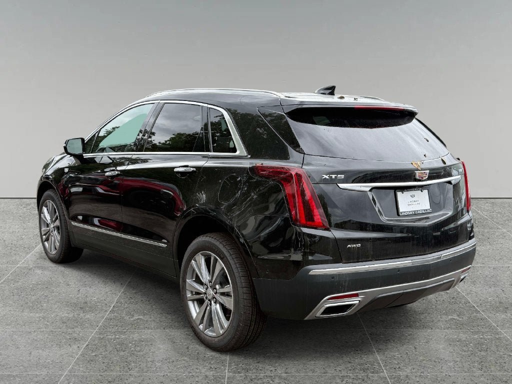 New 2026 Cadillac XT5 Premium Luxury w/ LPO, Floor Liner Package AWD/4WD image 14