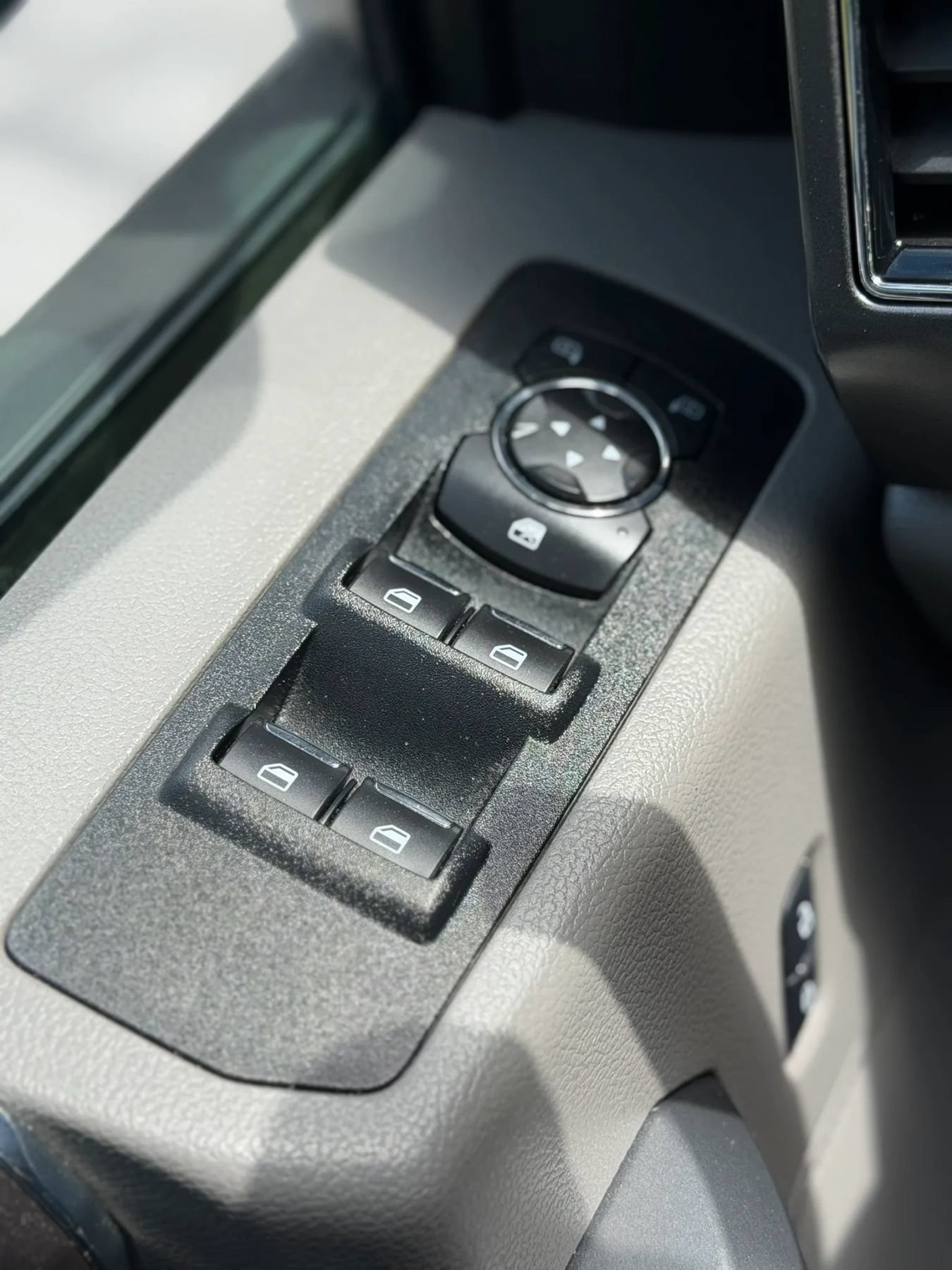 Used 2019 Ford F150 XLT AWD/4WD image 23