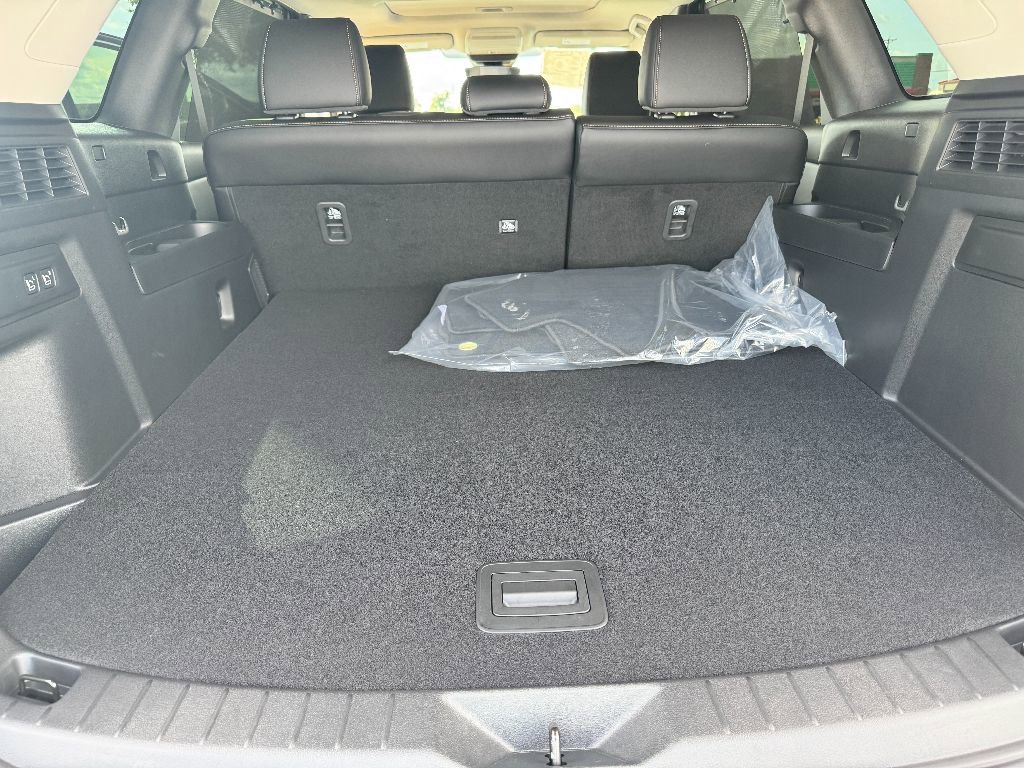 New 2025 MAZDA CX-70 3.3 Turbo w/ Preferred Package image 18