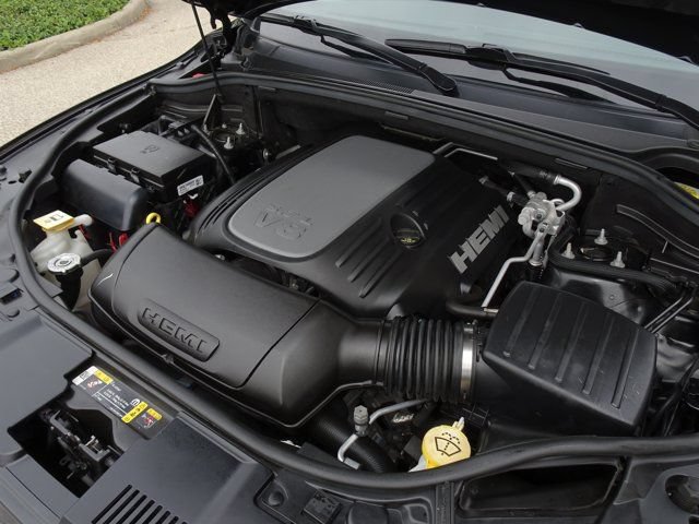 Used 2022 Dodge Durango R/T w/ Blacktop Package AWD/4WD image 27