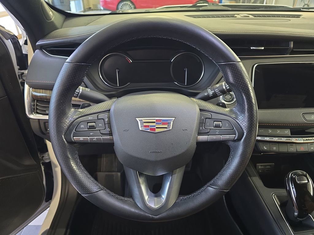 Used 2020 Cadillac XT4 Sport image 22