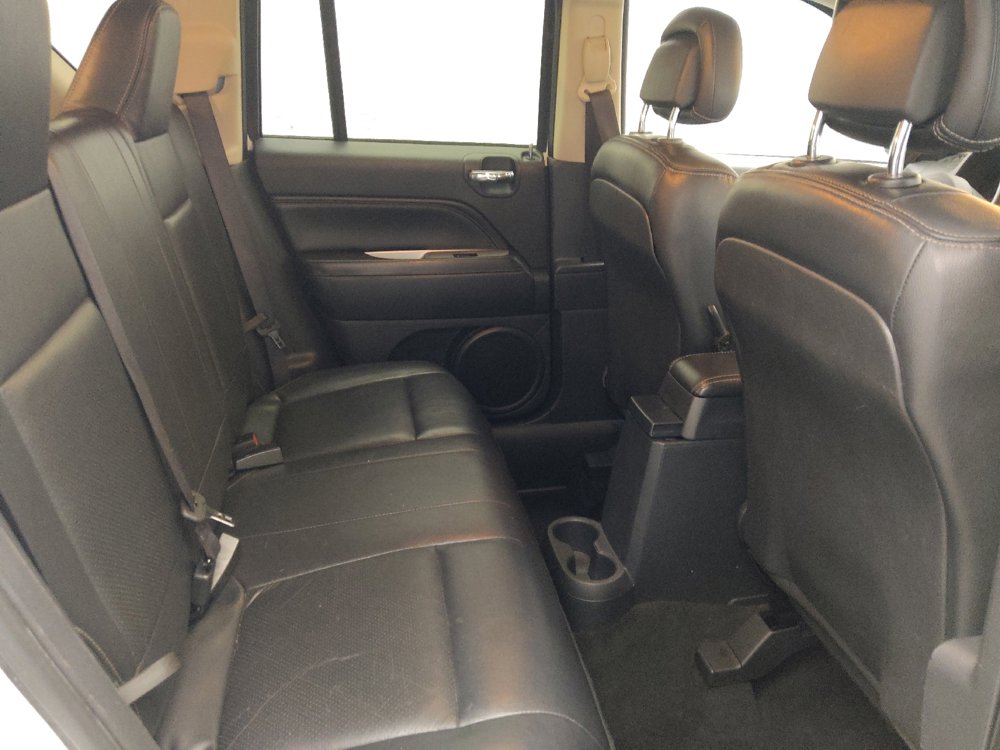Used 2016 Jeep Compass High Altitude AWD/4WD image 19