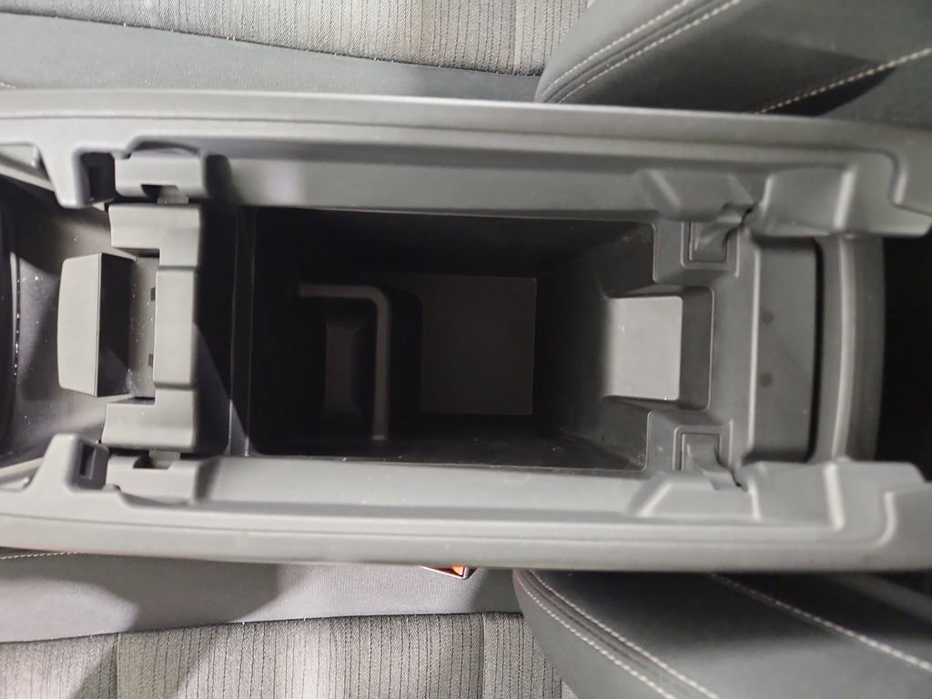 Certified 2021 Nissan Rogue SV image 26