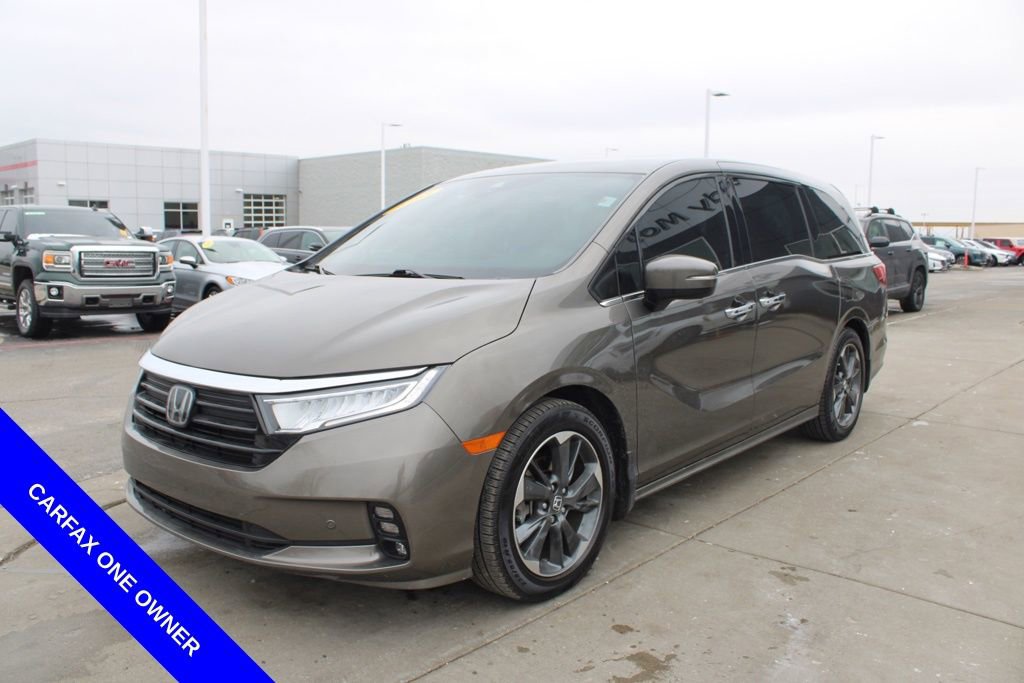 Used 2023 Honda Odyssey Elite image 3