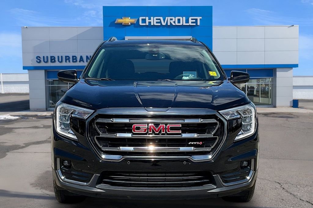 Used 2024 GMC Terrain AT4 w/ Tech Package AWD/4WD image 3