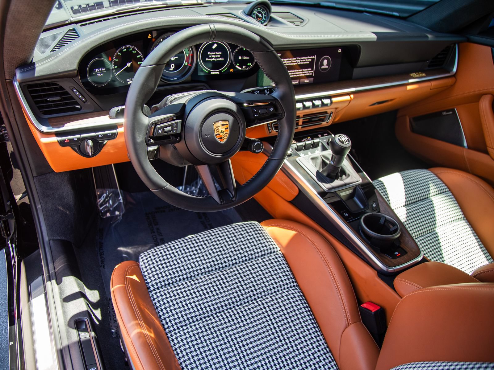 Certified 2023 Porsche 911 Sport Classic RWD image 4