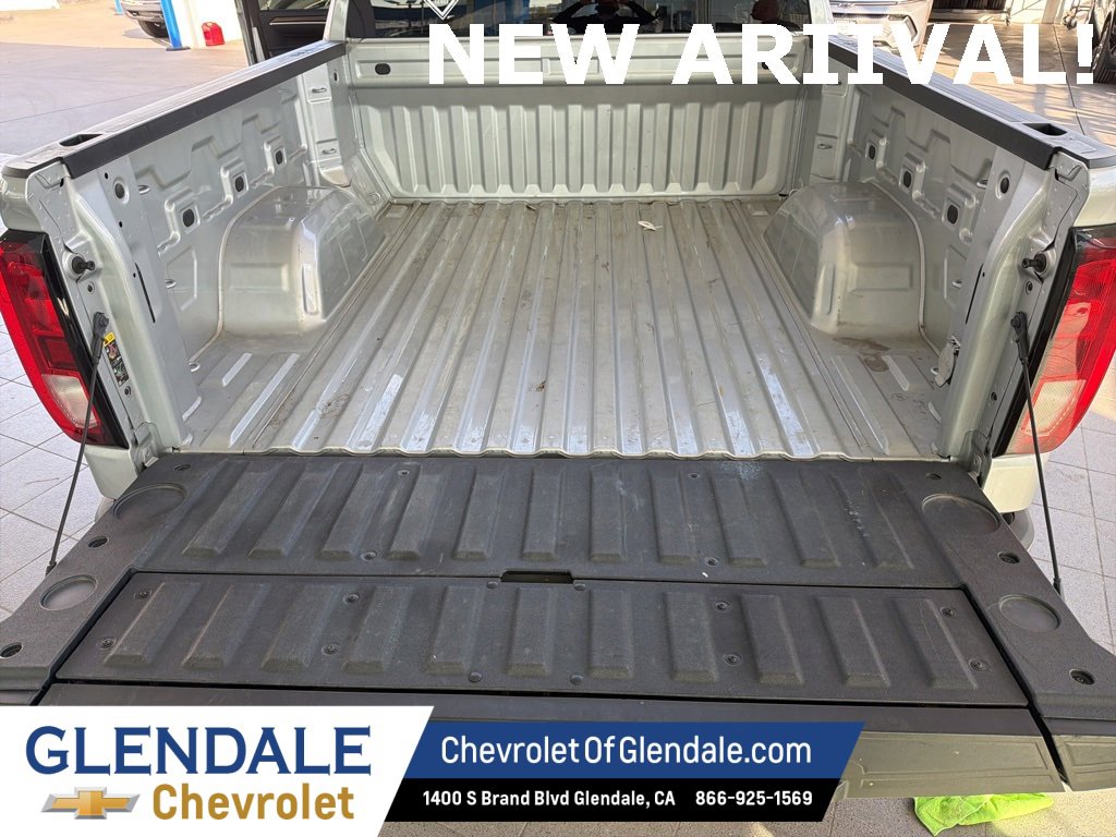 Used 2022 GMC Sierra 1500 SLE image 11