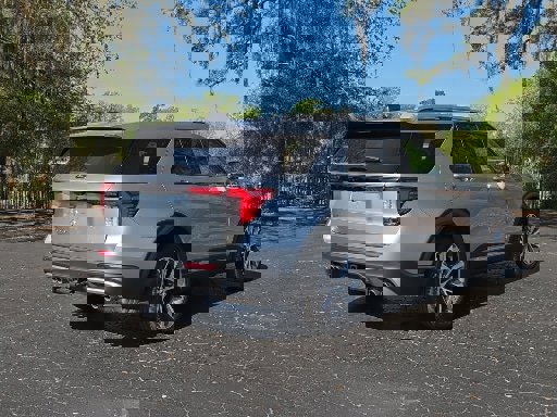 Certified 2025 Ford Explorer Platinum w/ Ultimate Package image 7