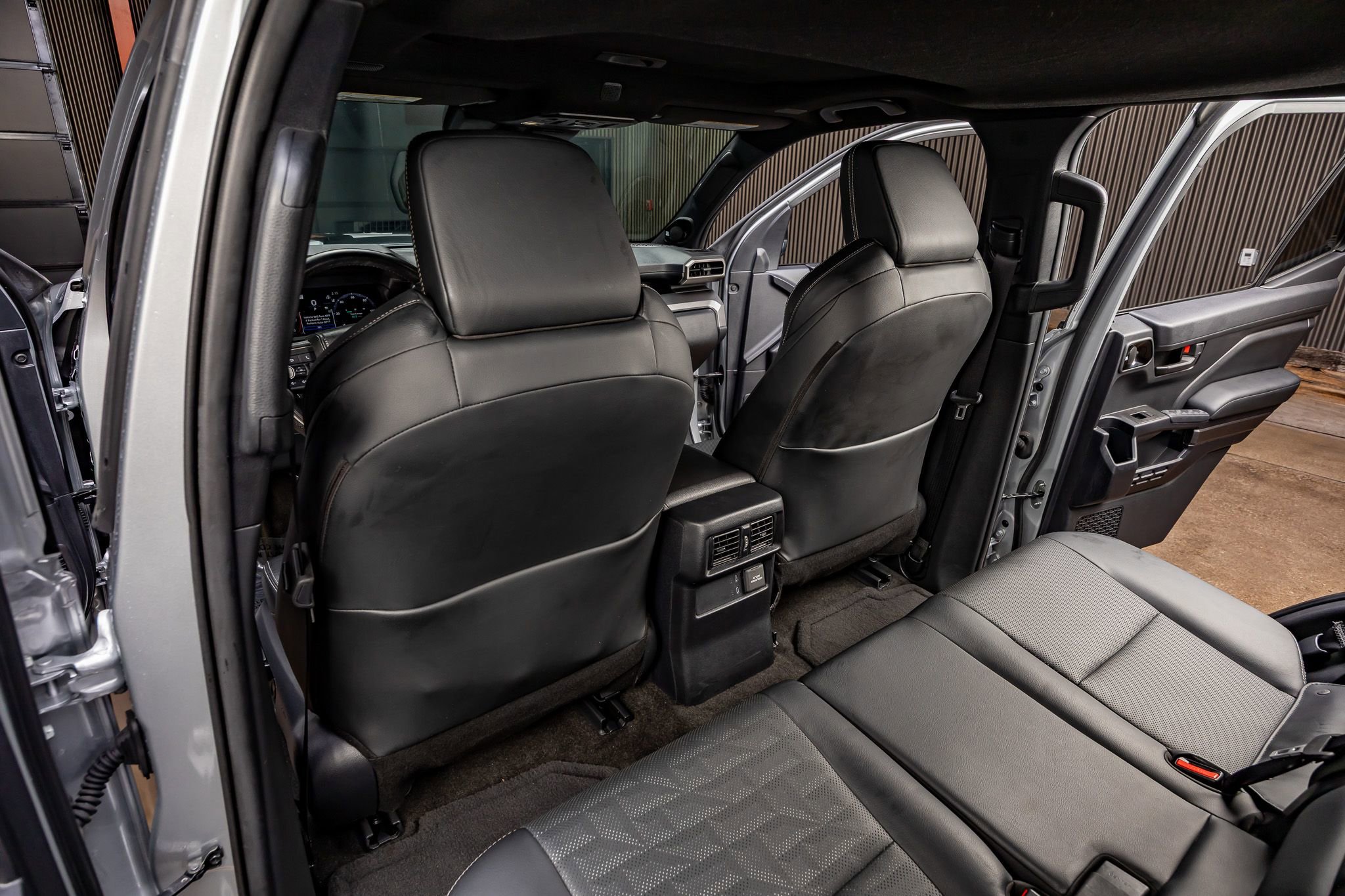 Used 2025 Toyota 4Runner TRD Off-Road Premium image 33