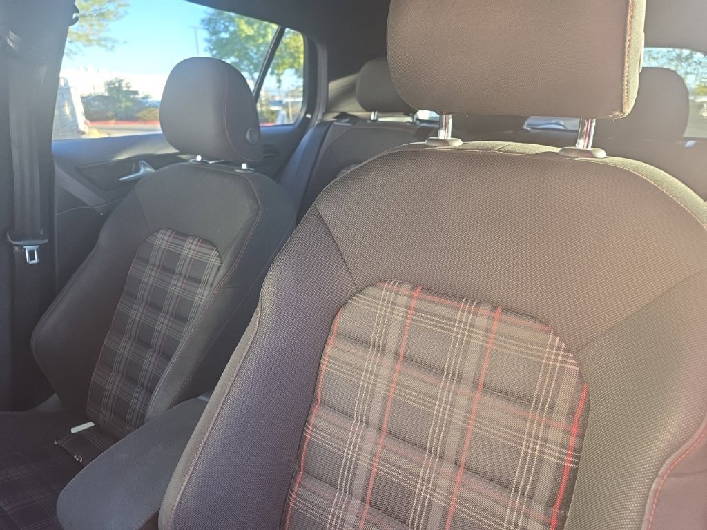 Used 2017 Volkswagen GTI S FWD image 12