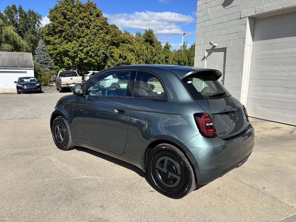 New 2025 FIAT 500 e image 6