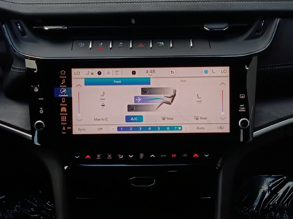 New 2026 Jeep Grand Cherokee L Limited AWD/4WD image 4