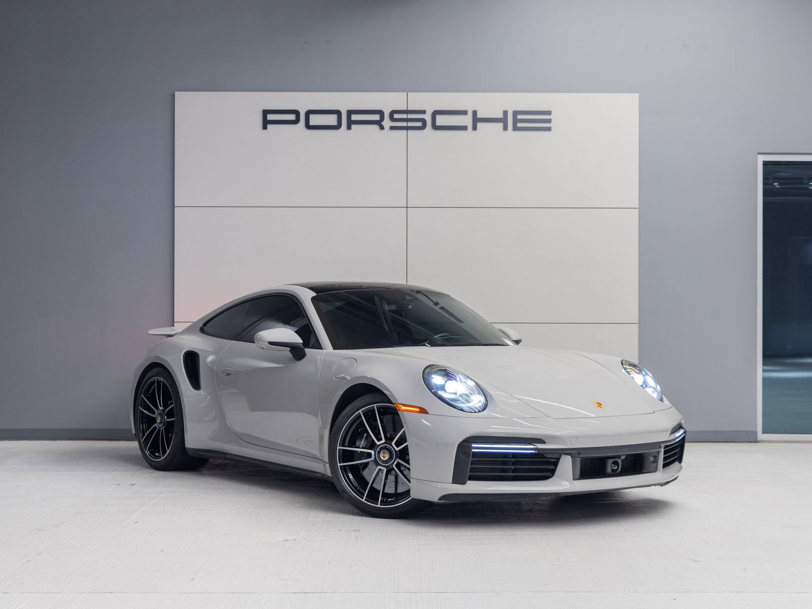 Certified 2022 Porsche 911 Turbo S AWD/4WD image 9