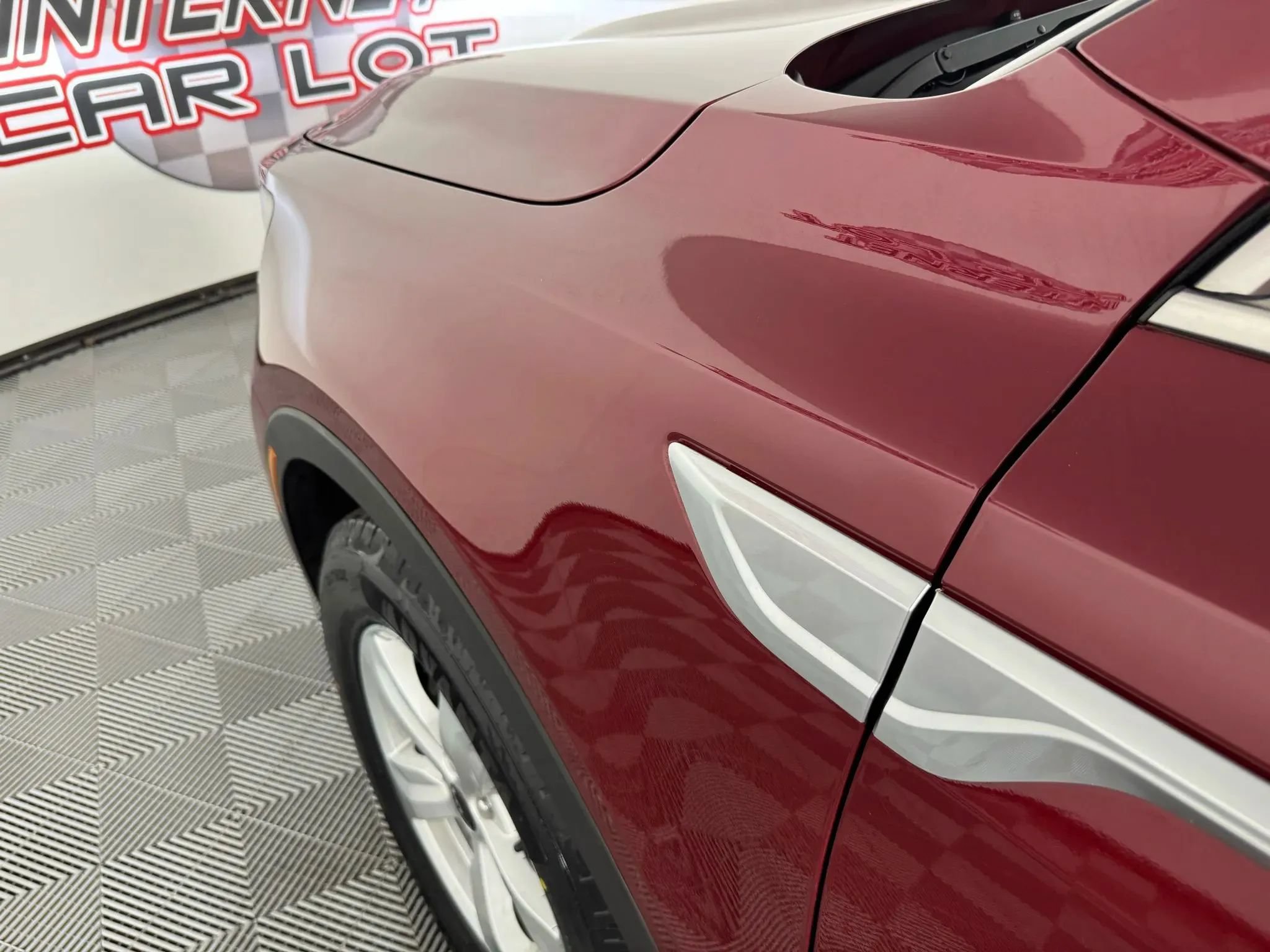 Used 2023 Kia Sorento LX FWD image 21