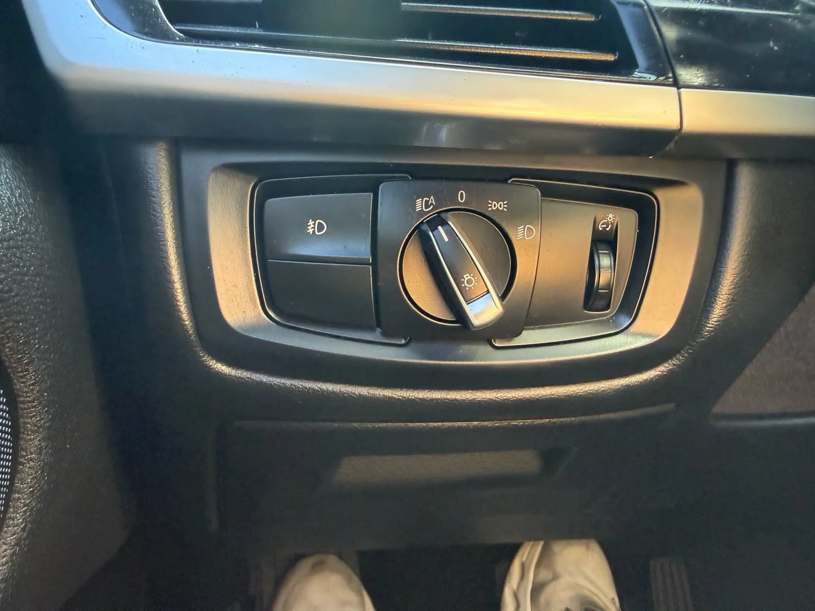 Used 2018 BMW X5 sDrive35i RWD image 19