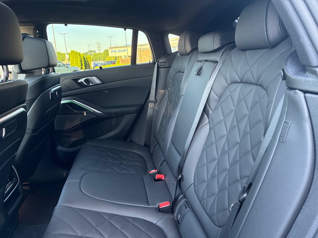 Used 2026 BMW X6 M60i AWD/4WD image 20