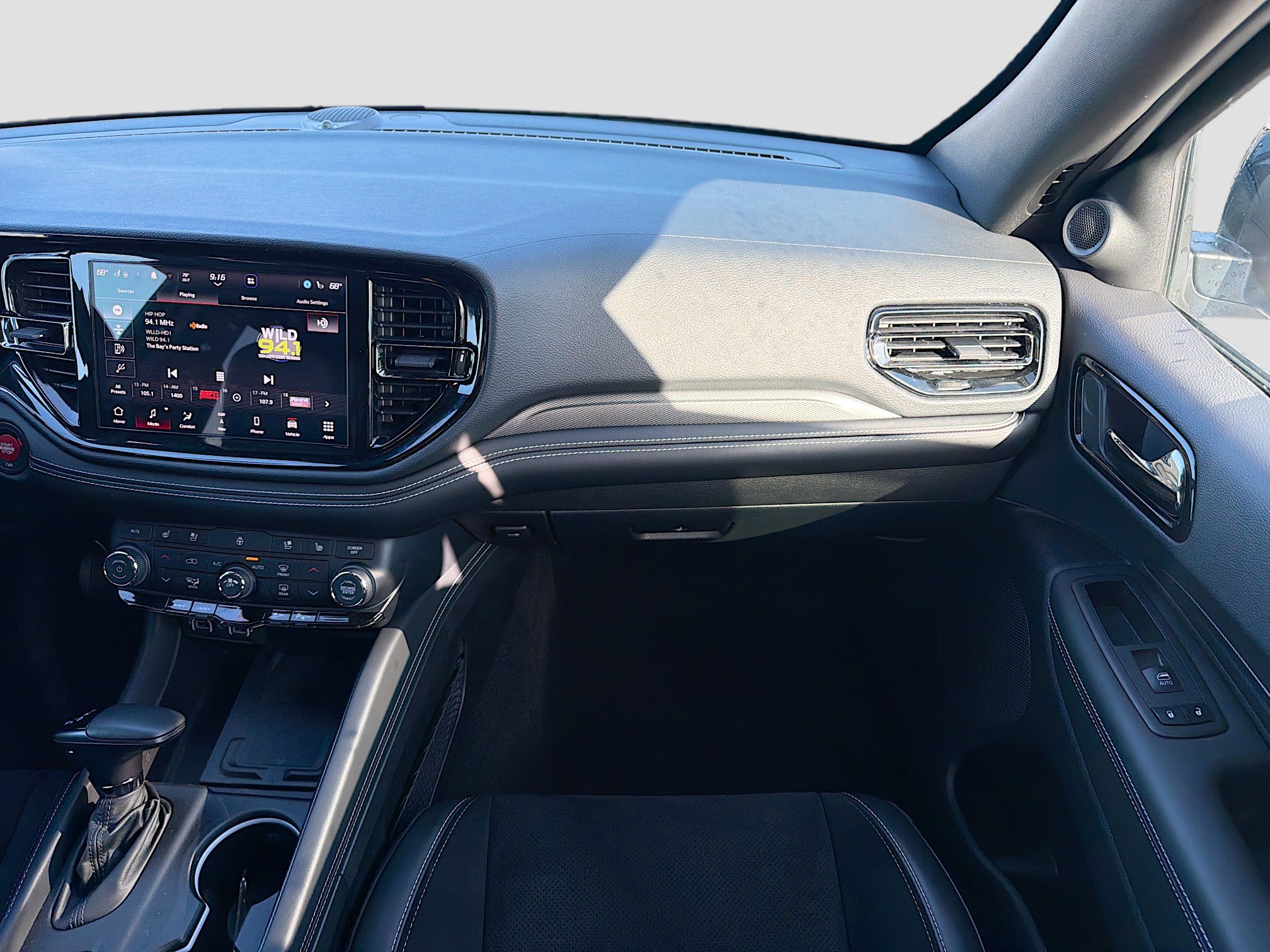 Used 2024 Dodge Durango SRT w/ Black Package image 18