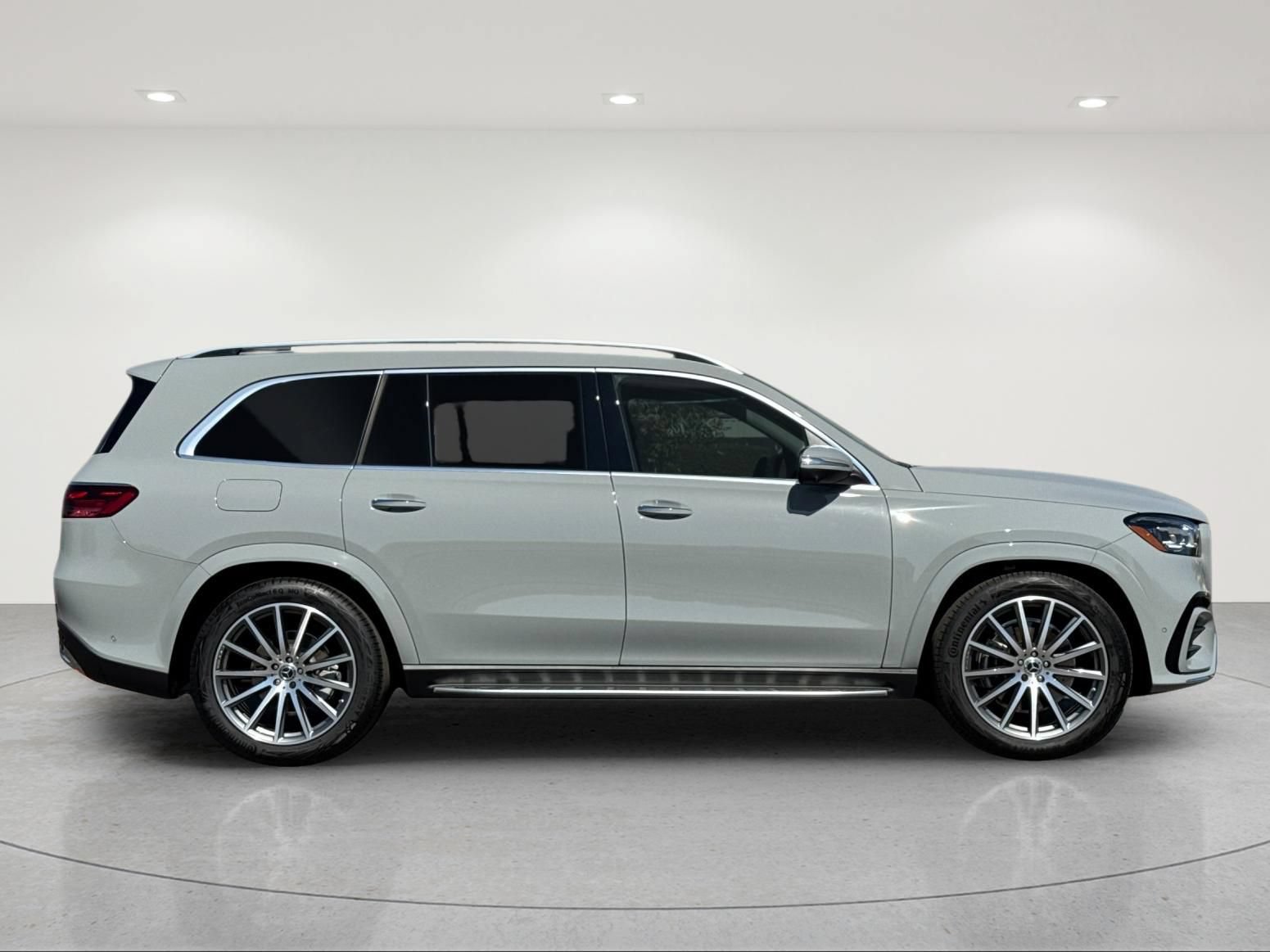 New 2026 Mercedes-Benz GLS 450 4MATIC image 6