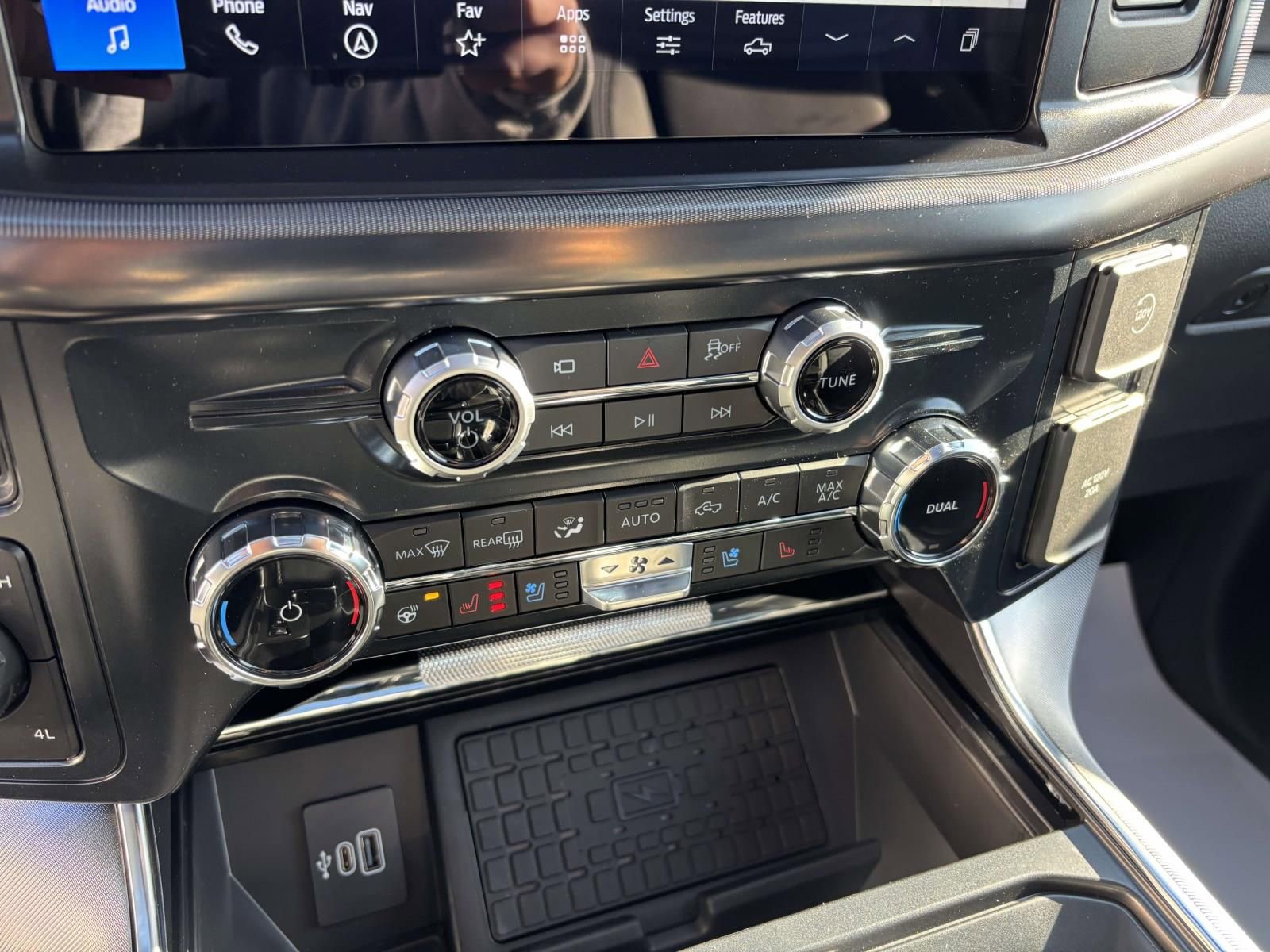 New 2025 Ford F150 Platinum w/ Equipment Group 702A High image 23