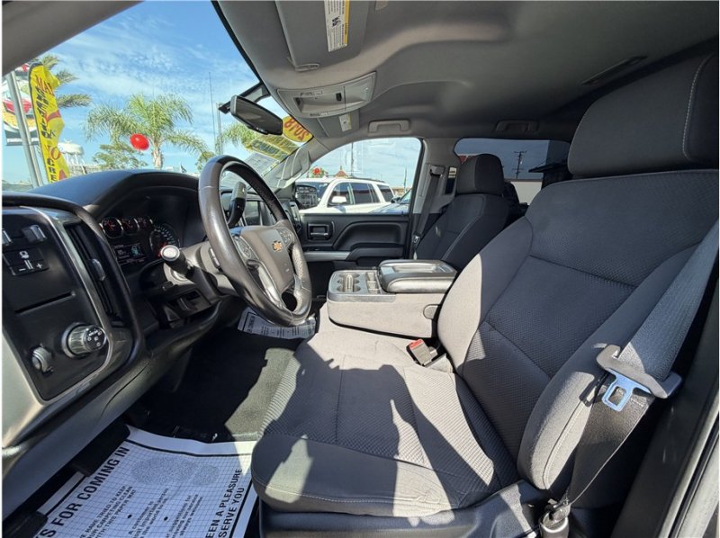 Used 2018 Chevrolet Silverado 1500 LT w/ All Star Edition RWD image 18