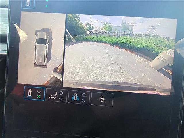 Used 2024 GMC Acadia Elevation image 13