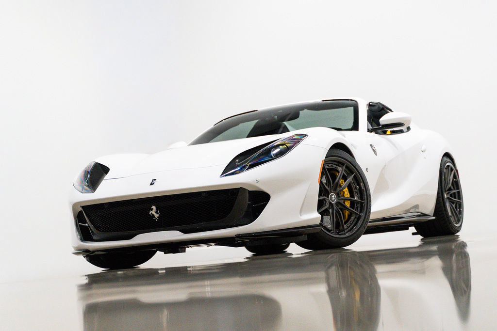 Used 2022 Ferrari 812 GTS RWD image 6