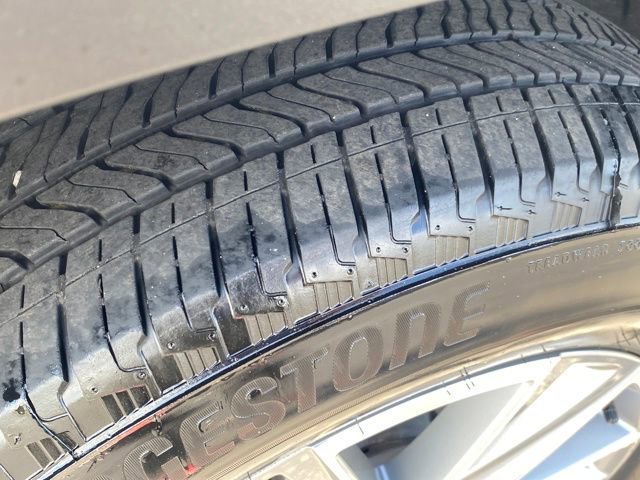 Certified 2023 Chevrolet Traverse LT image 23