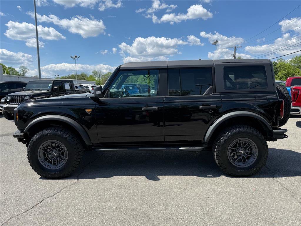 Used 2022 Ford Bronco Badlands AWD/4WD image 6
