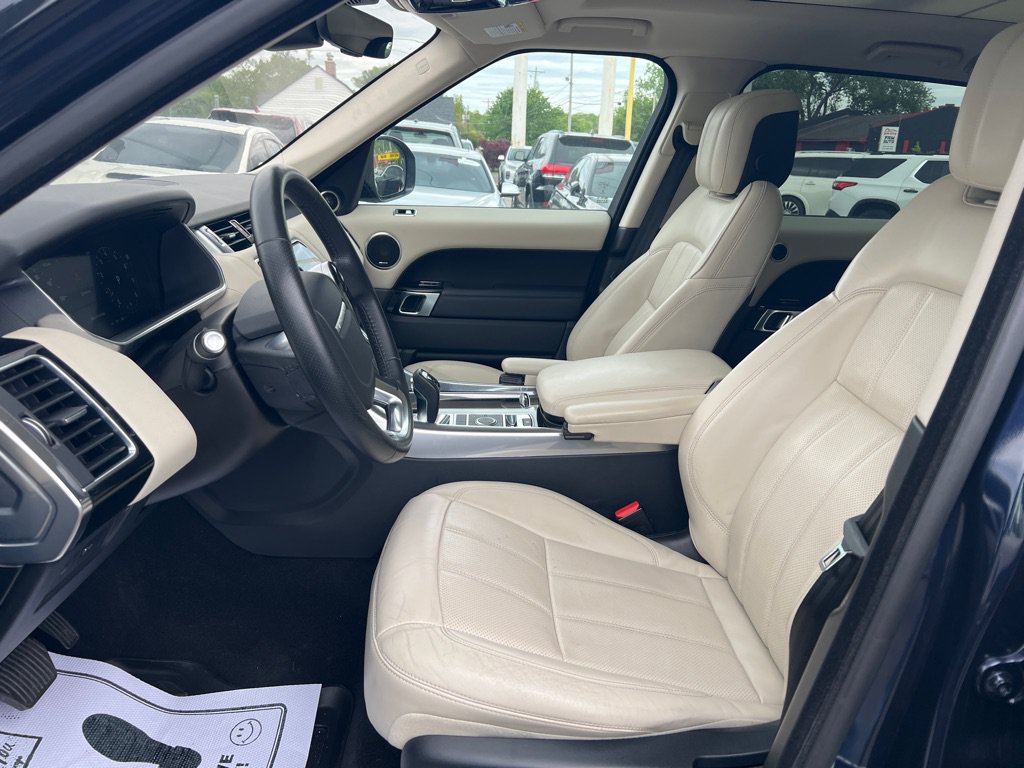 Used 2019 Land Rover Range Rover Sport HSE AWD/4WD image 16