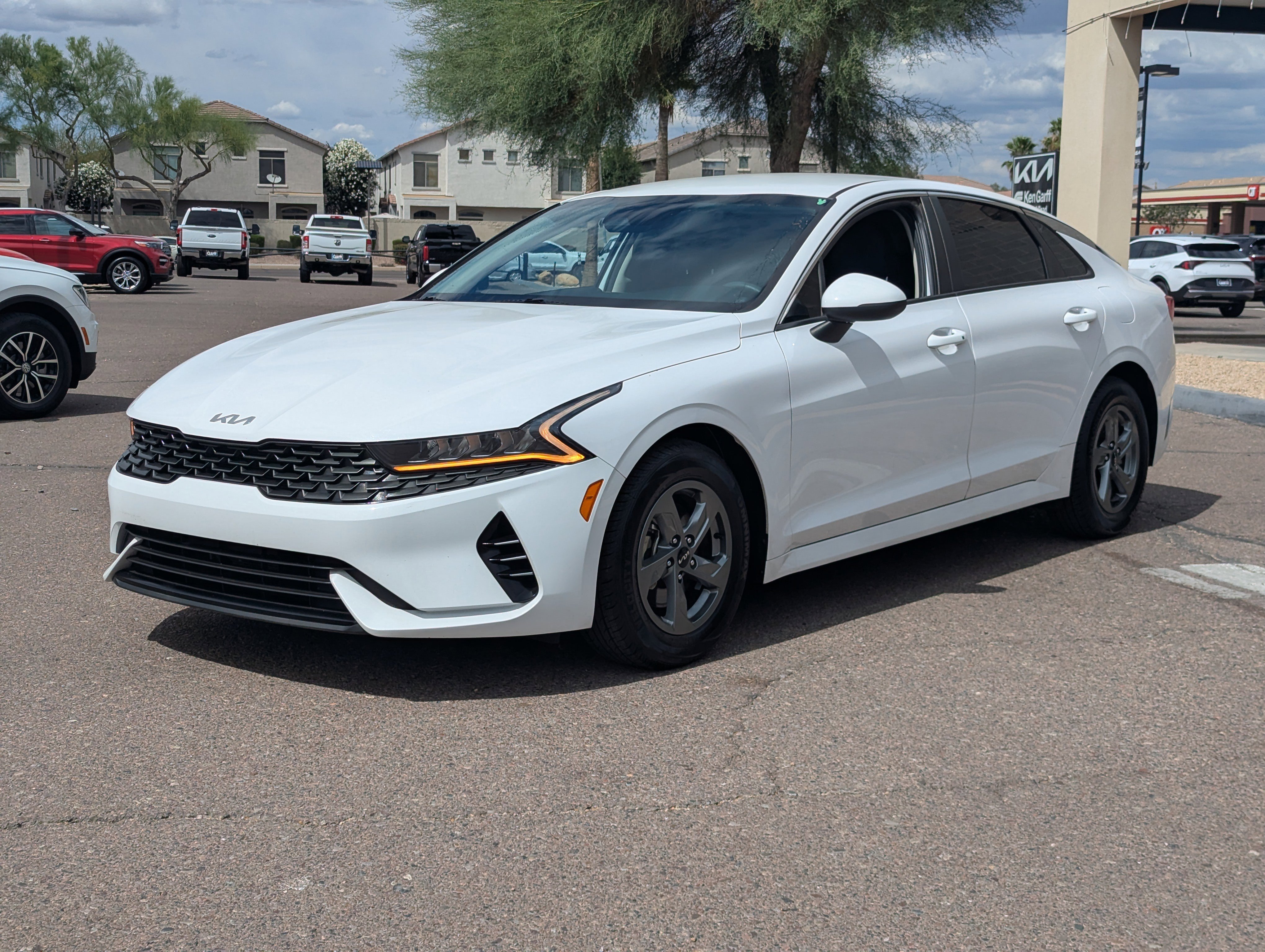 Used 2023 Kia K5 LXS FWD image 6