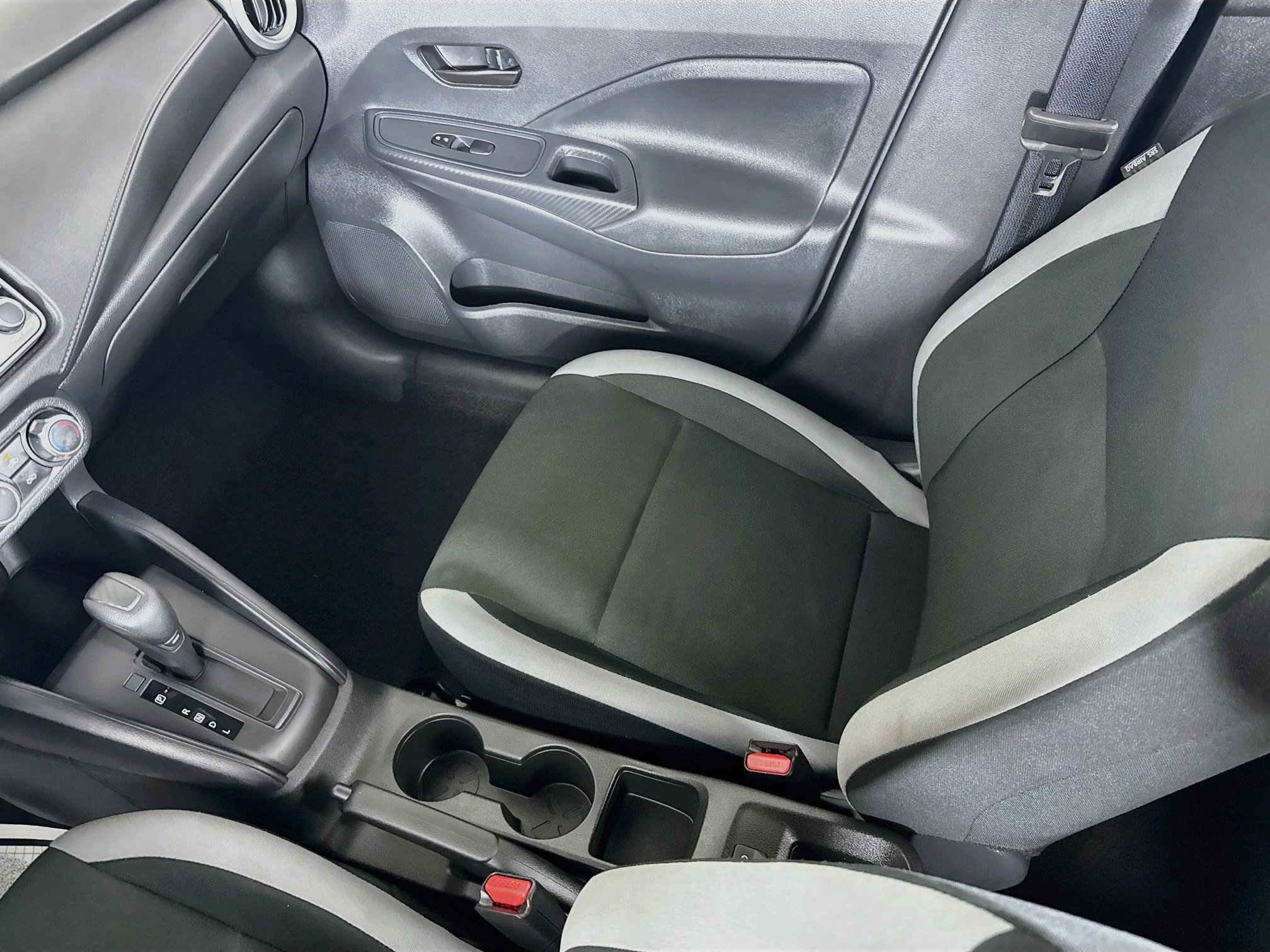 Used 2025 Nissan Versa S w/ Trunk Package FWD image 26