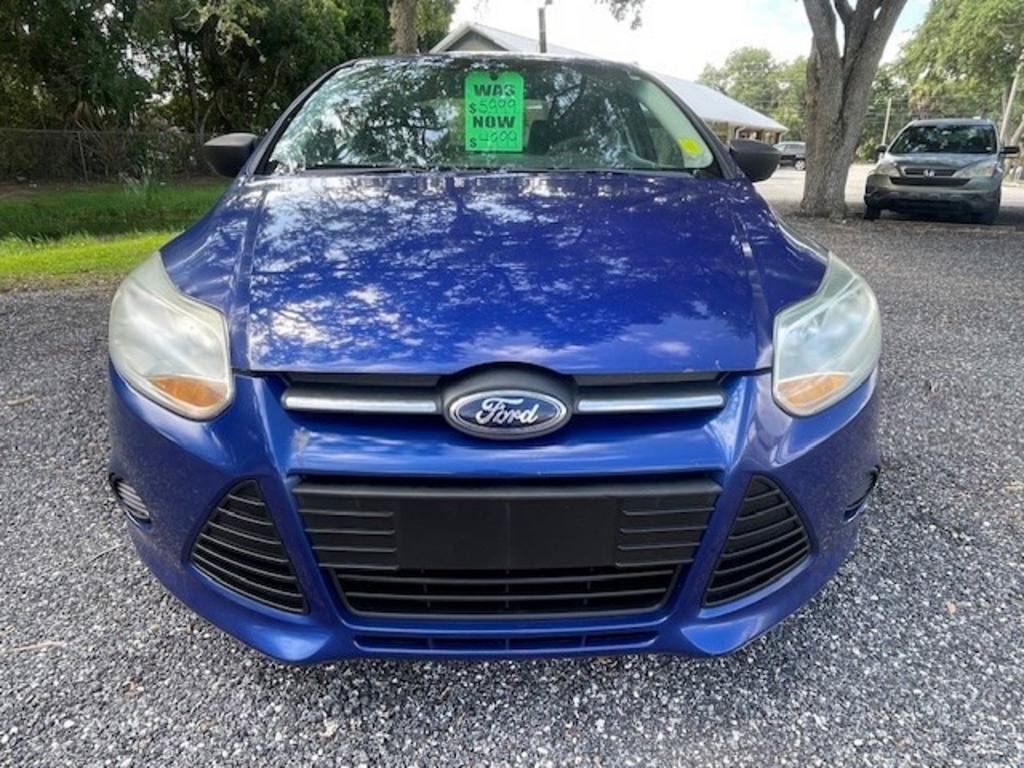 Used 2012 Ford Focus S FWD image 2
