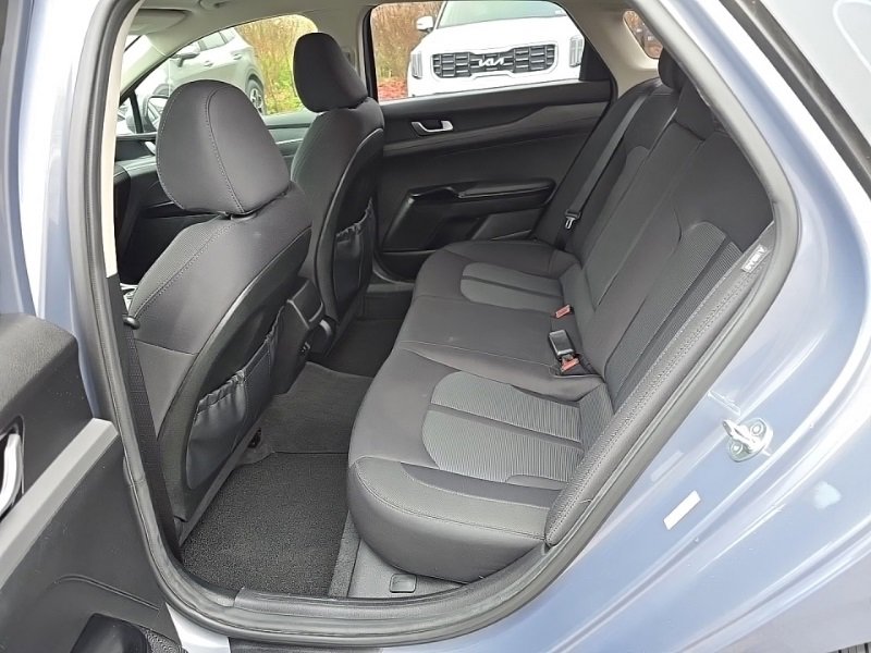 Used 2023 Kia K5 LXS image 25