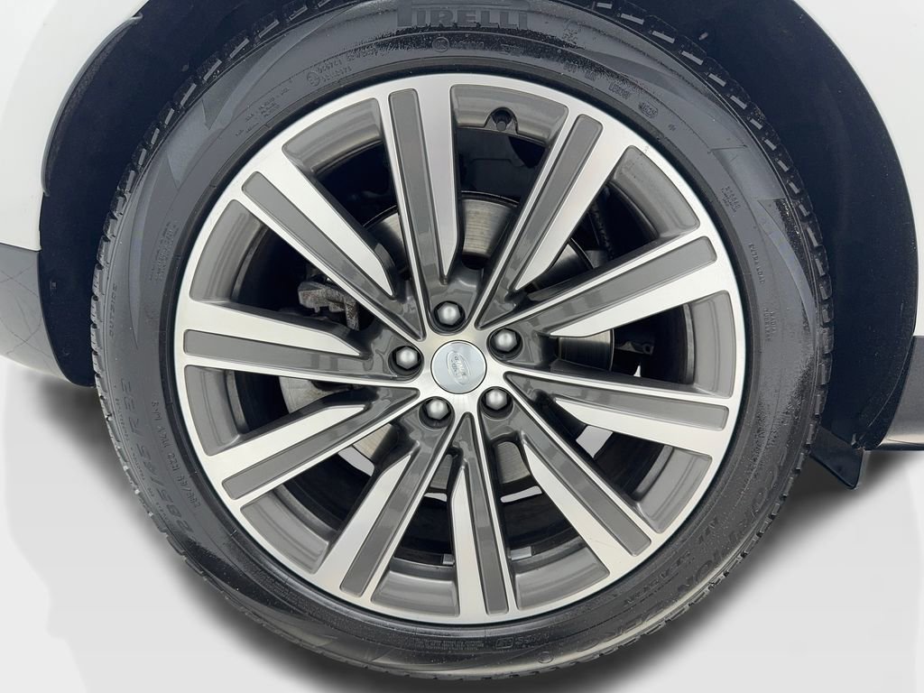 Used 2023 Land Rover Range Rover SE image 52