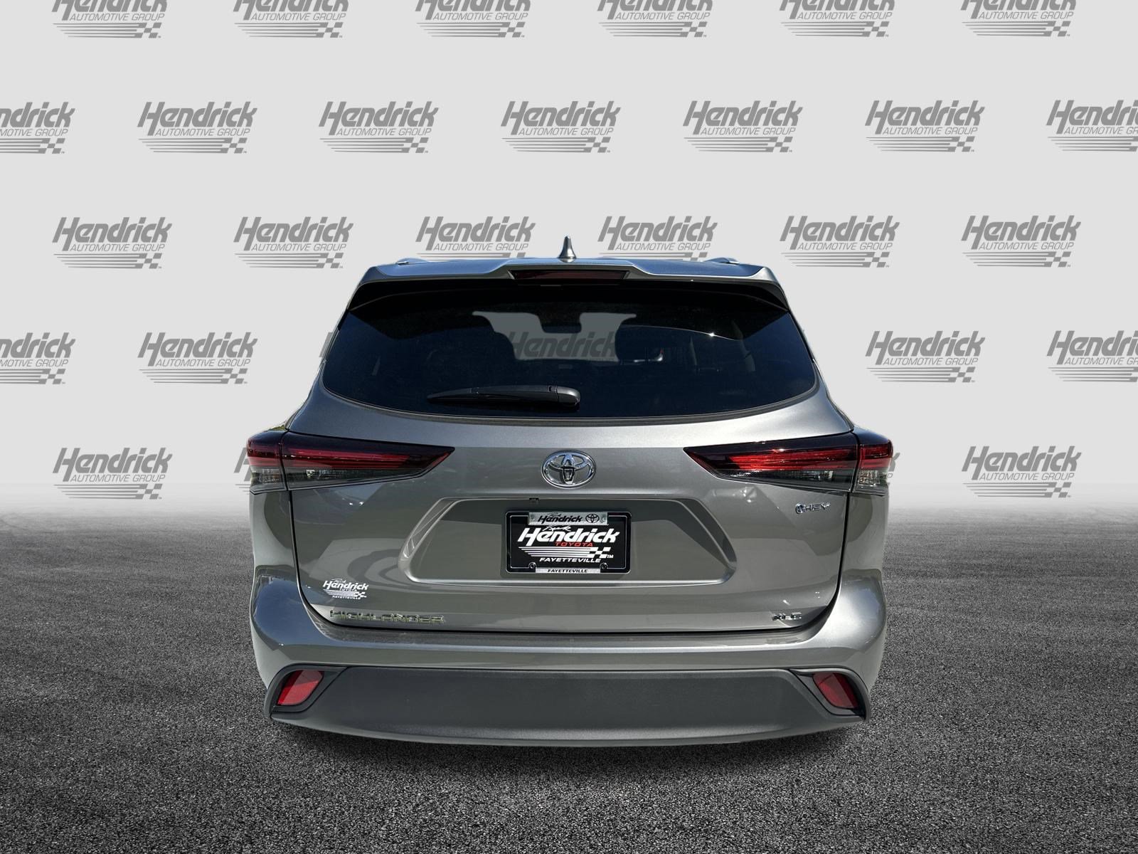 Certified 2026 Toyota Highlander XLE image 9