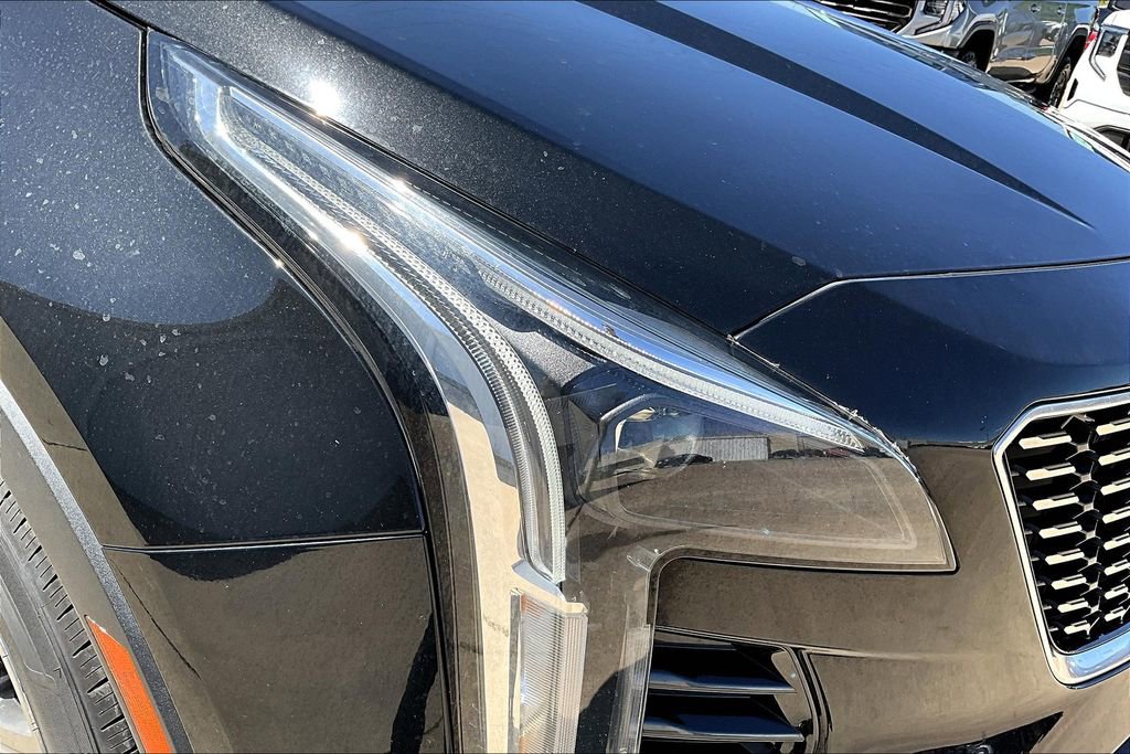 Used 2021 Cadillac XT4 Premium Luxury image 36