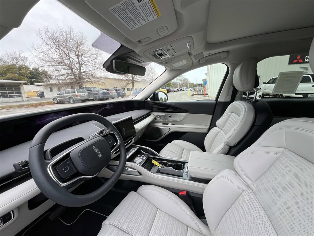 New 2026 Lincoln Nautilus Reserve image 10