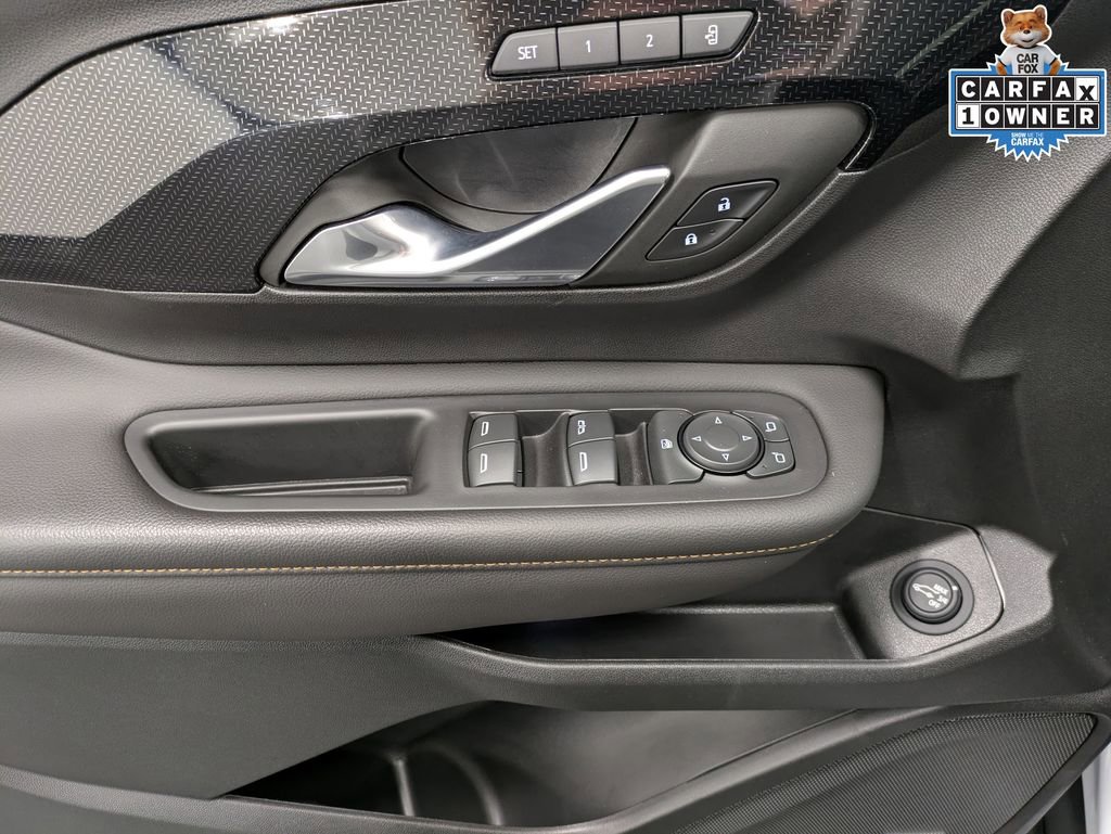 Used 2022 GMC Terrain AT4 w/ Infotainment Package II image 10