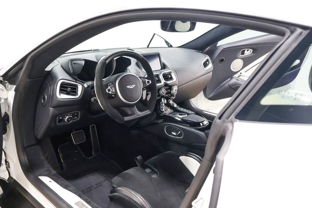 Used 2023 Aston Martin V12 Vantage RWD image 28