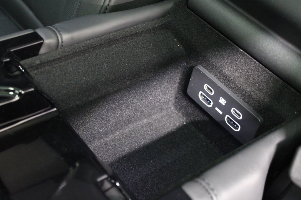 Used 2024 Land Rover Range Rover Autobiography image 37