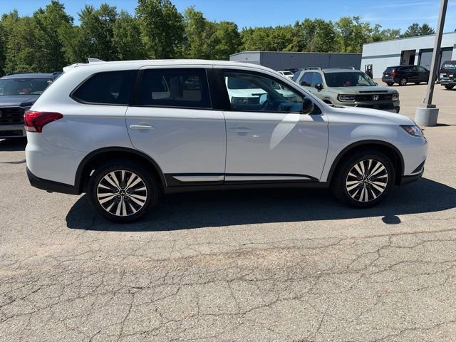 Used 2020 Mitsubishi Outlander ES AWD/4WD image 7